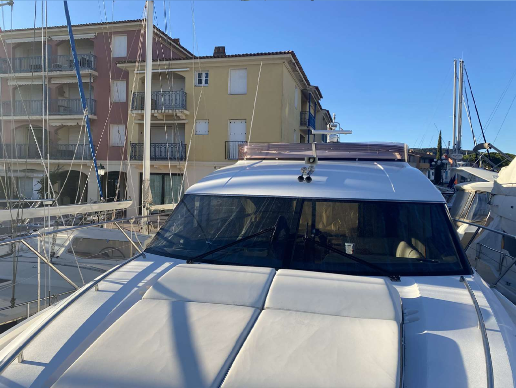 3-saint-tropez-princess-52-rivieramarineloc-location-bateau
