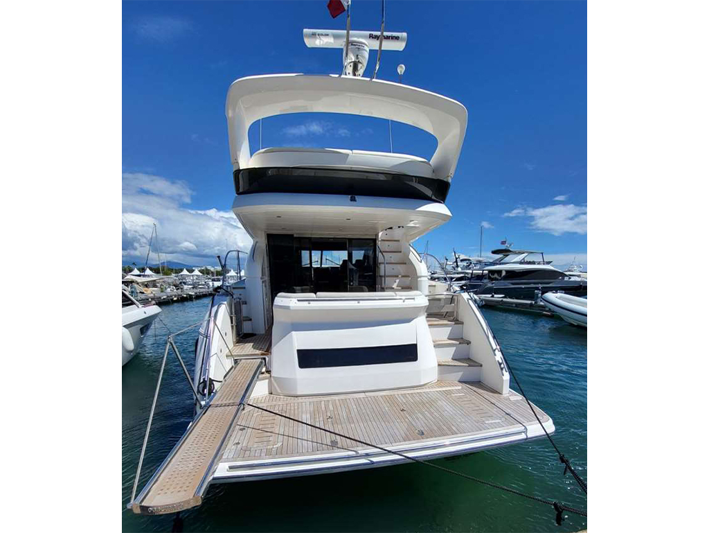 8-saint-tropez-princess-52-rivieramarineloc-location-bateau